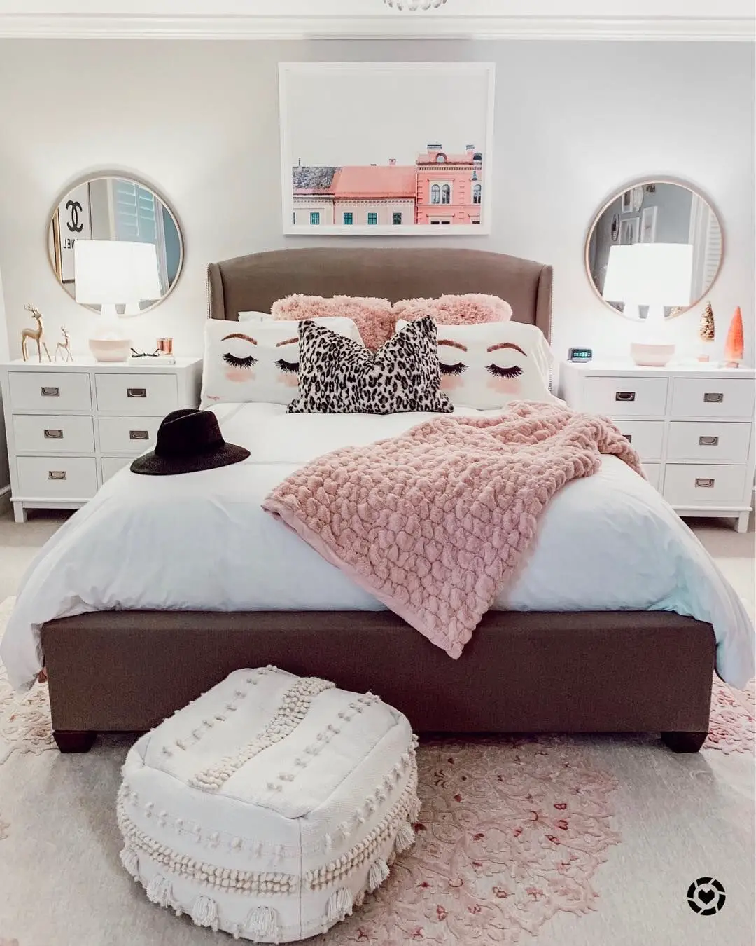 Teen Bedroom Cozy Bed