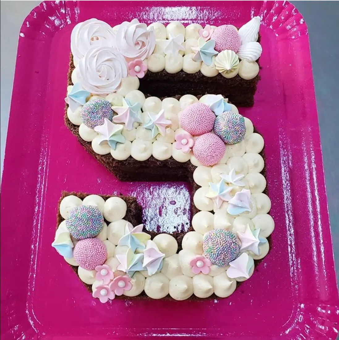 Beautiful Number Cake Designs - The Wonder Cottage