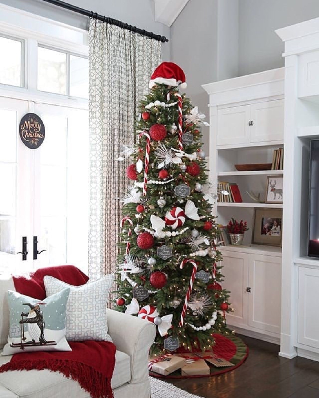 40+ Christmas Tree Decor Ideas - The Wonder Cottage