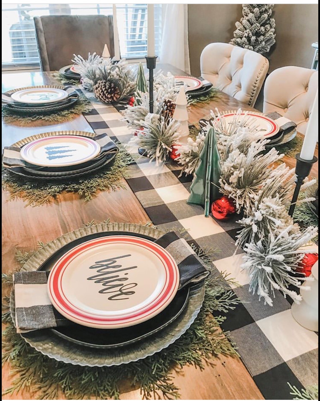 14 Elegant Christmas Tablescape Ideas To Try - The Wonder Cottage