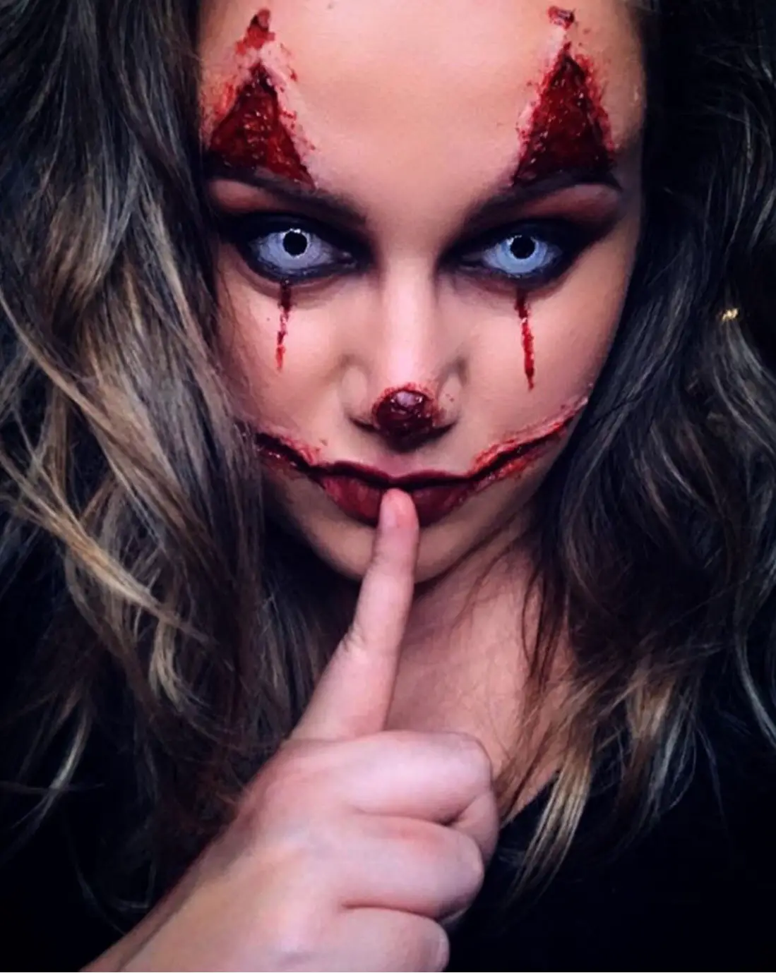 diy joker's mouth slit halloween makeup tips