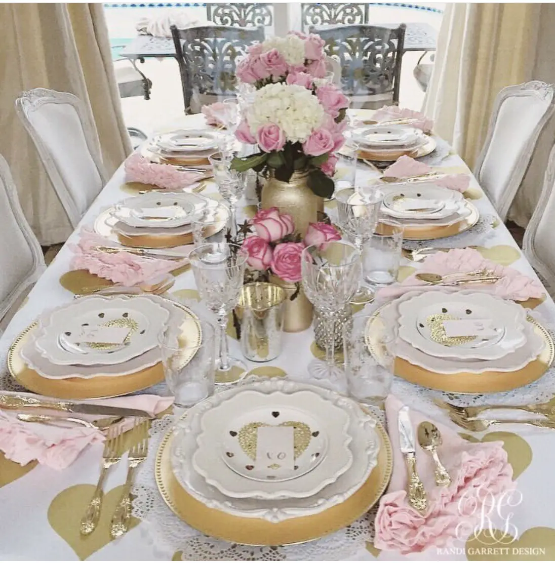 galentine's party tablescape