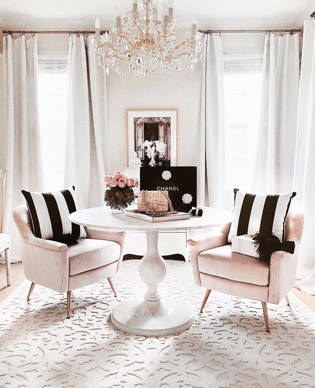 28 Pink Decor Ideas For The Home