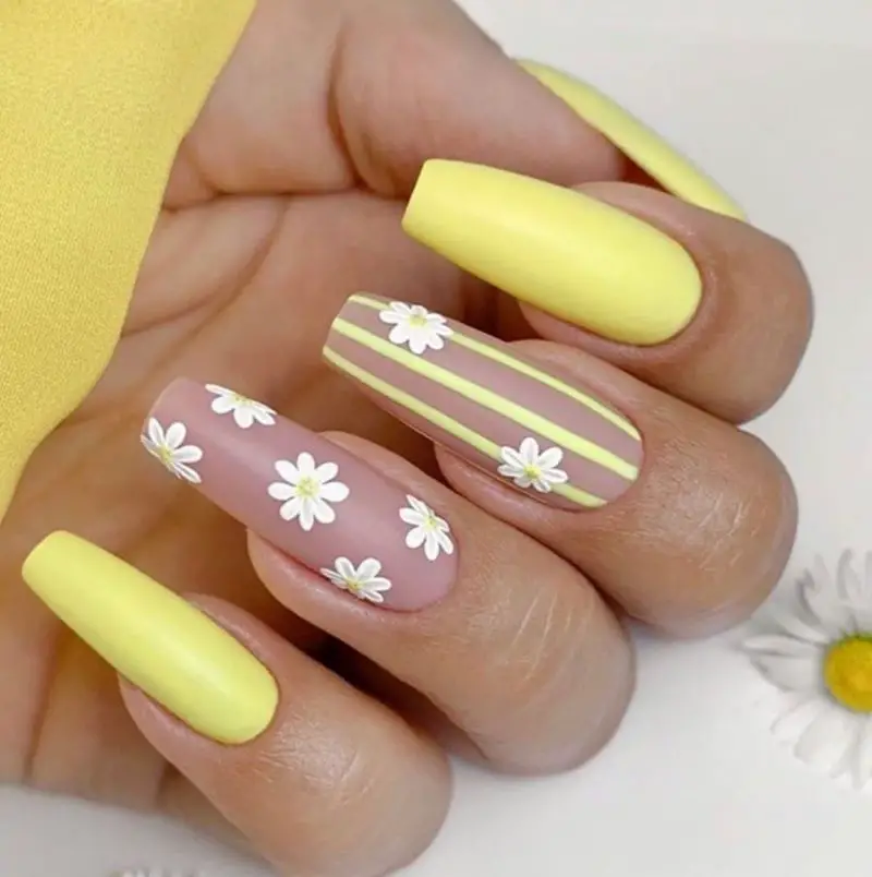 30+ Splendid Yellow Nail Designs For Summer The Wonder Cottage