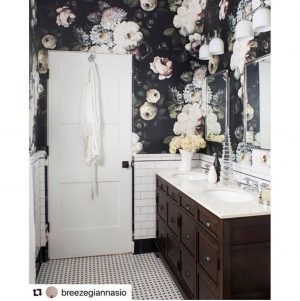 30+ Stunning Bathroom Wallpaper Ideas You'll Love - The Wonder Cottage