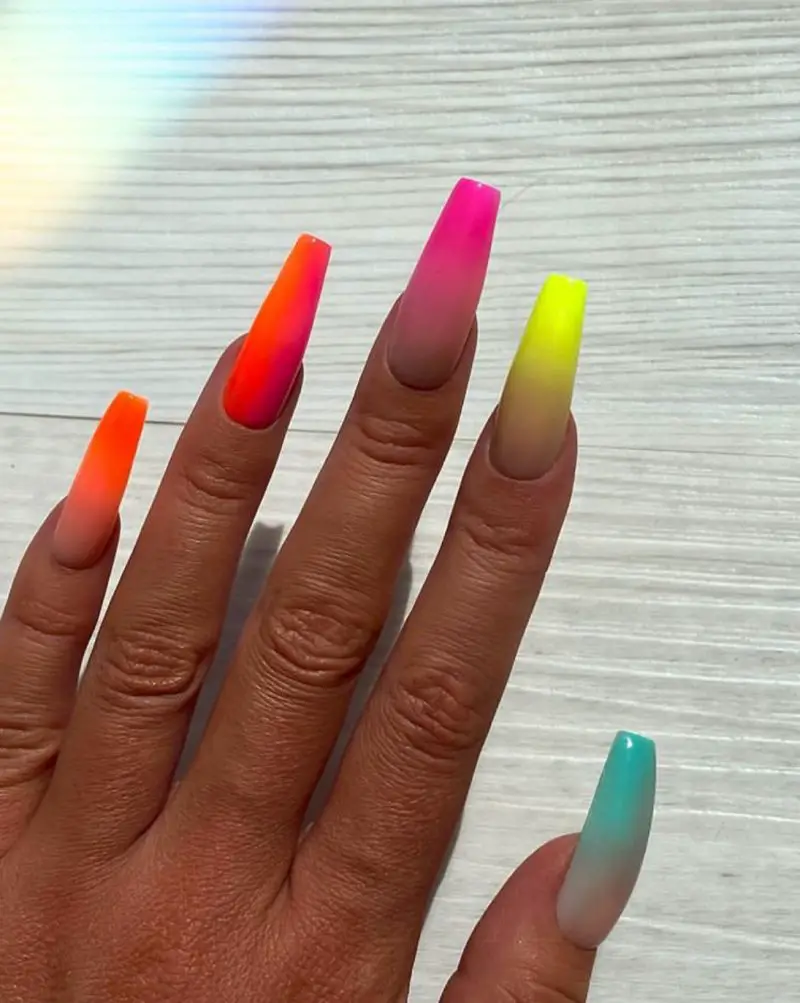 40+ Pretty Ombre Nail Designs For Your Next Manicure - The Wonder Cottage