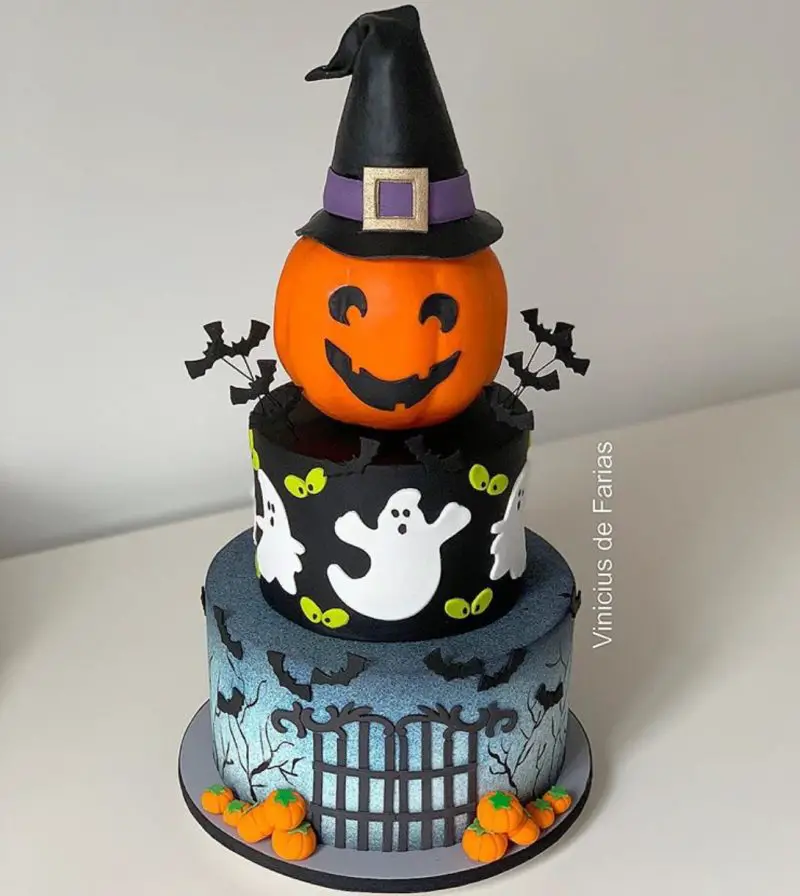 50+ Spooktacular Halloween Cake Ideas - The Wonder Cottage