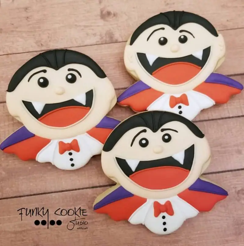 30 Halloween Cookies To Put A Spooky Spin On Your Halloween Treats ...