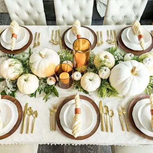 18 Beautiful Thanksgiving Tablescape Styling Ideas - The Wonder Cottage