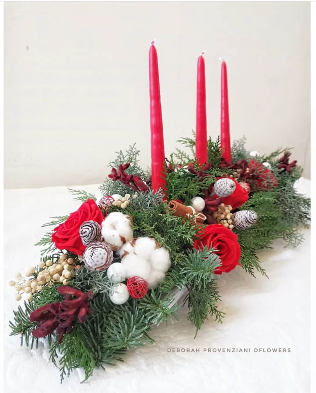 13 Beautiful Christmas Centerpieces For Your Table - The Wonder Cottage