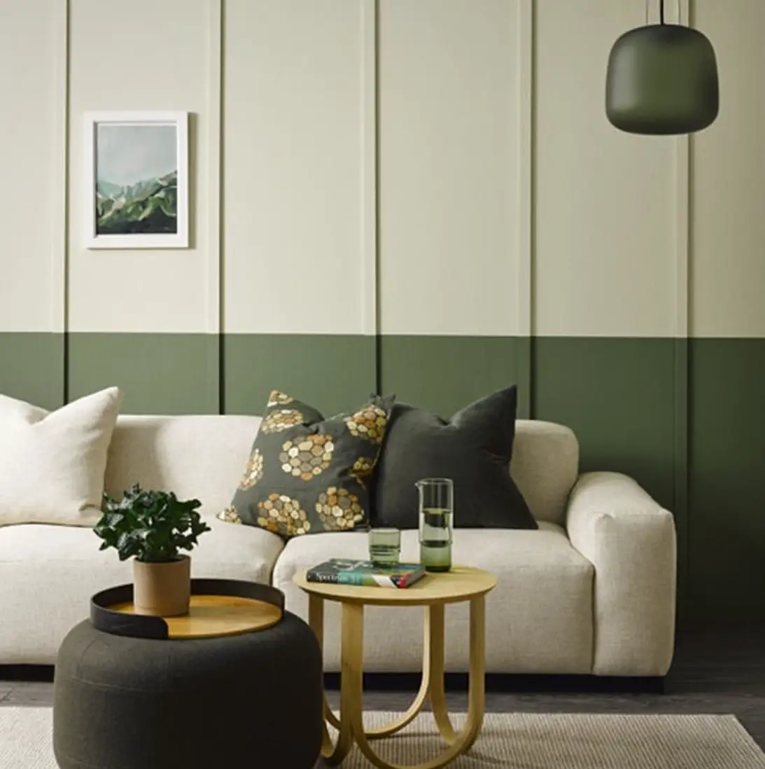 green wall decor