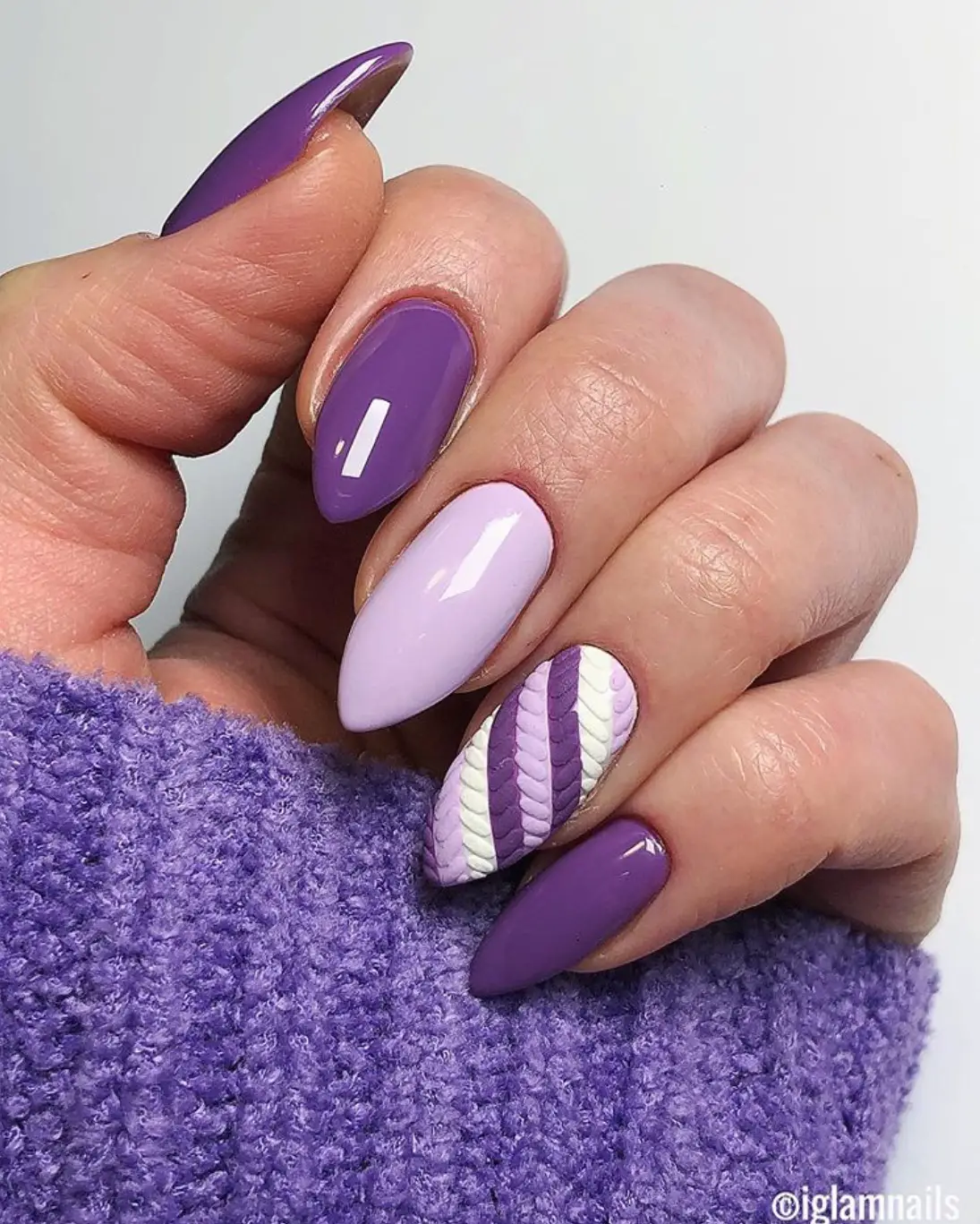 `sweater nail designs