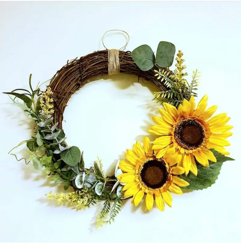 25 Sunflower Wreaths To Brighten Your Porch - The Wonder Cottage