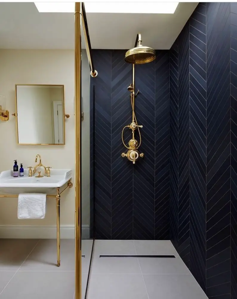 decorate your bathroom with blue