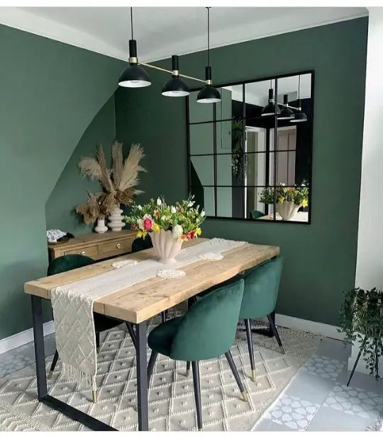 Amazing Green Dining Room