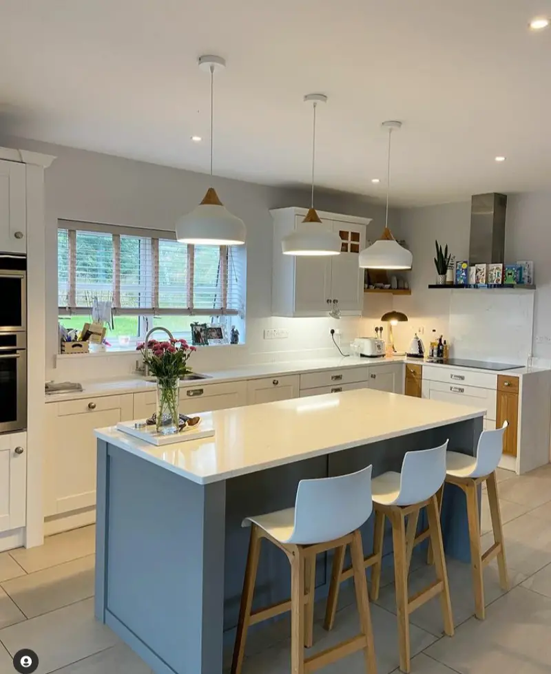21 Kitchen Island Designs For A Stunning Kitchen - The Wonder Cottage