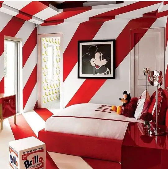 red bedroom