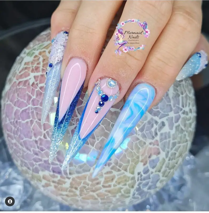 sparkling nails