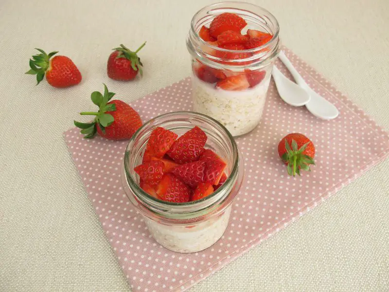 Strawberry Shortcake Overnight Oats